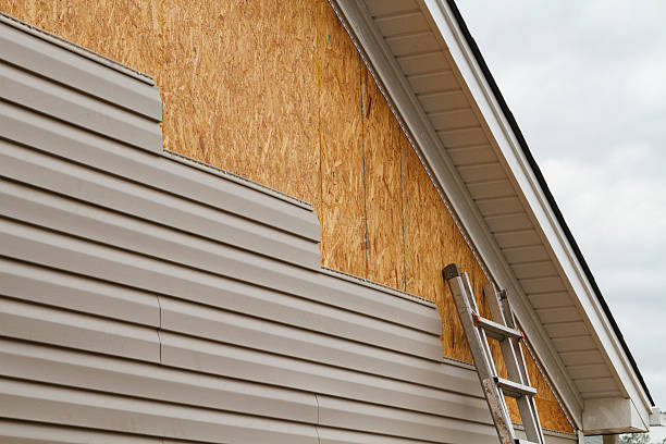 24/7 Emergency Storm Damage Siding Repair experts in Lancaster, OH